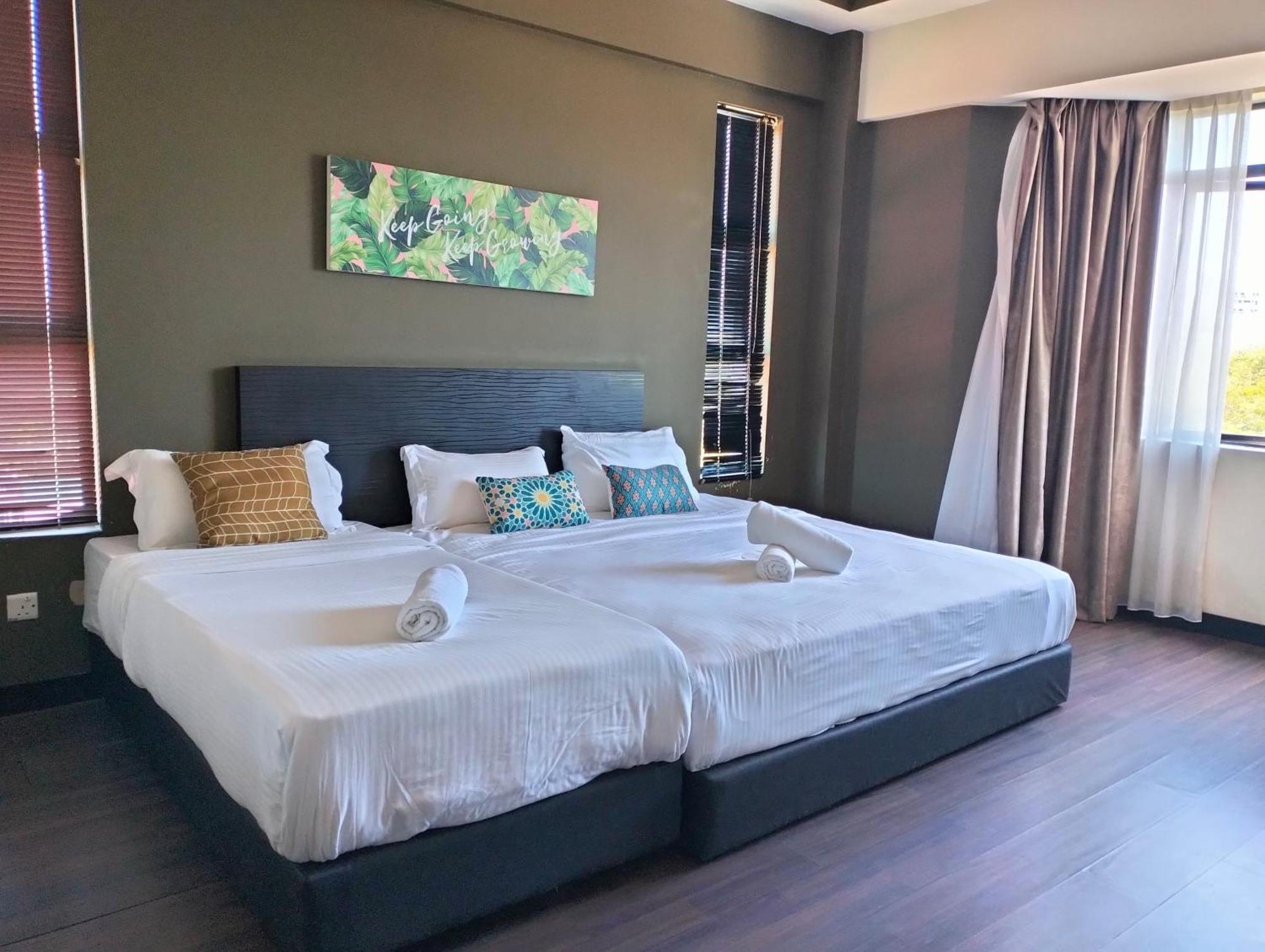 Aa Residen Luxury Condo Homestay 18Mins Walk Tanjung Aru Beach & Golf Course, Not Beach Side Resort Kota Kinabalu Buitenkant foto